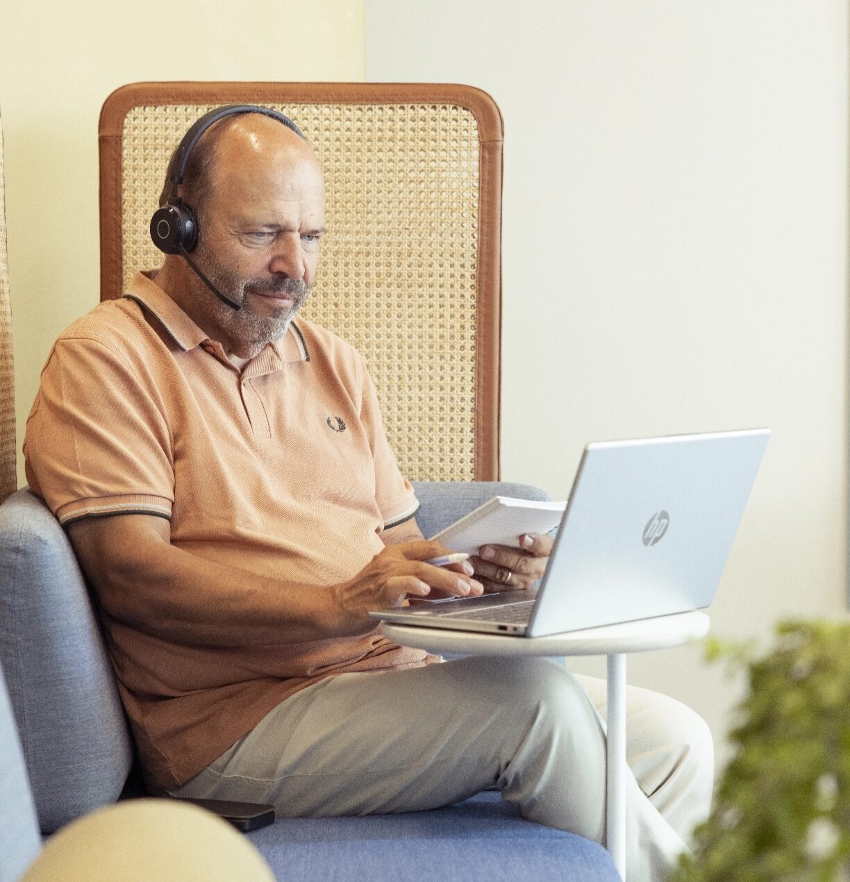 ESS_0496@2x-aspect-ratio-1224-1270